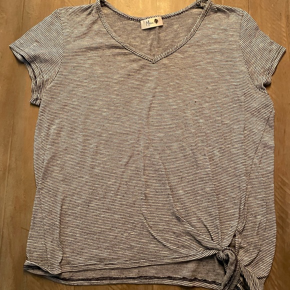 MISSÄ T-Shirt, size Large - Picture 2 of 2